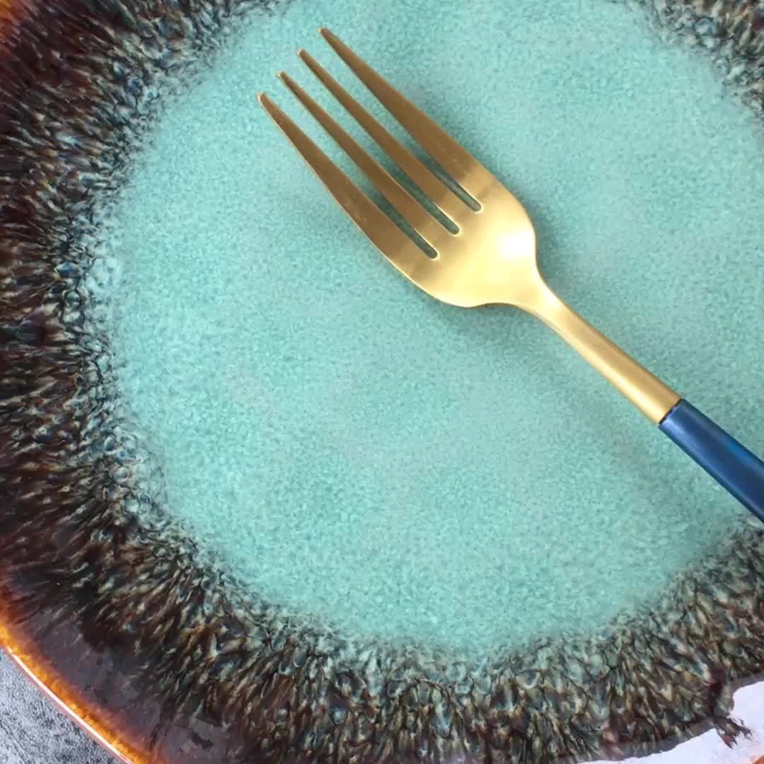 Ceramic dinner plate