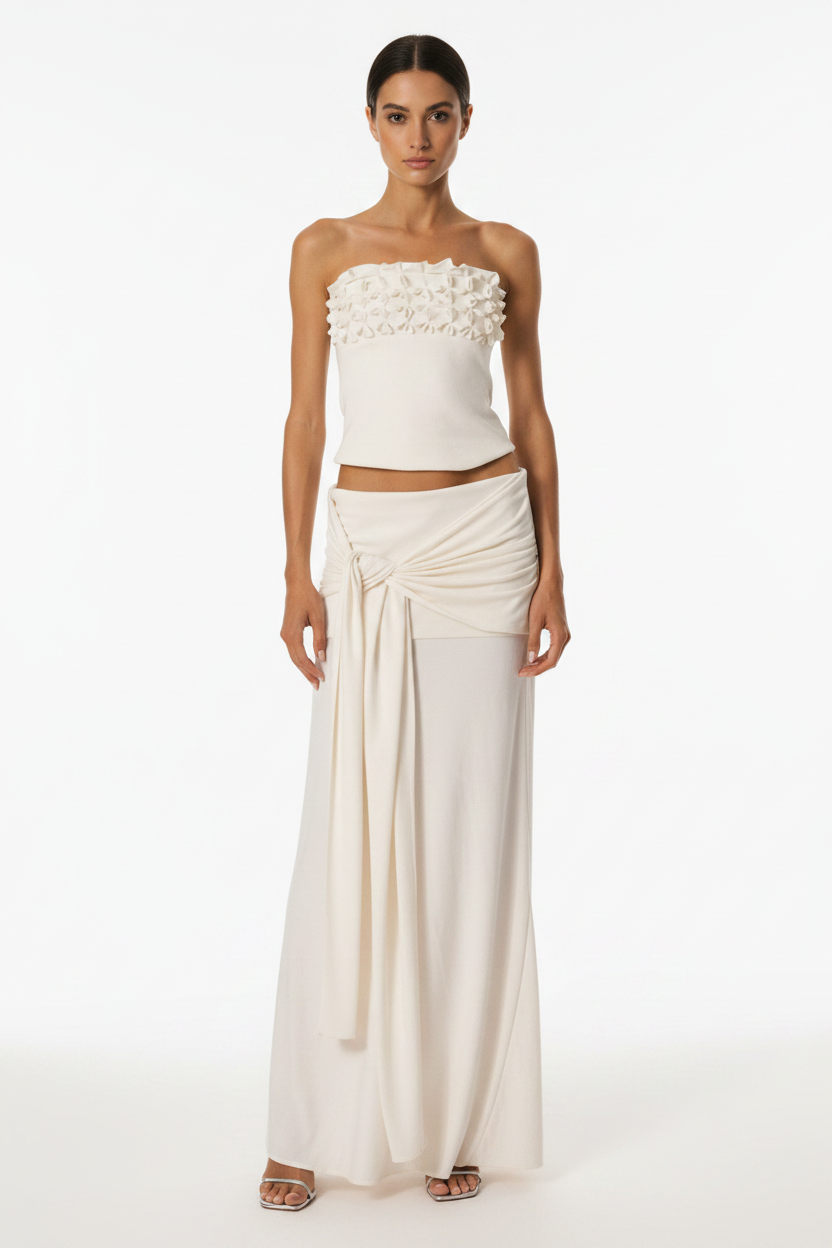Fashionable Elegant Sexy Floral Decorated Strapless Top And Skirt