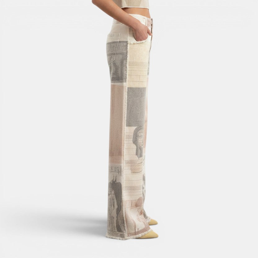 Calças de ganga largas com estampado de colagem artística