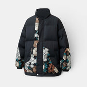 Allzom casaco de algodão preto com gola alta e bordado floral colorido nas mangas e painéis frontais.