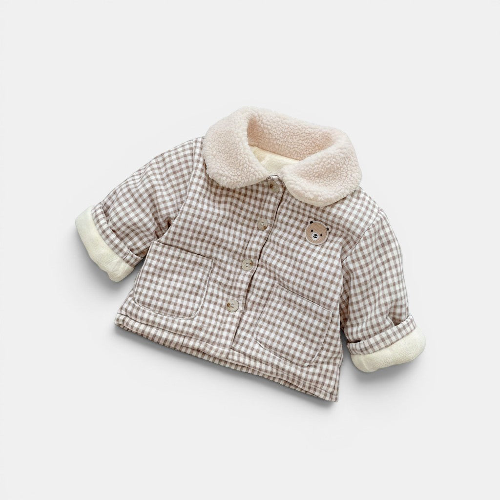 Allzom Casaco acolchoado de algodão com padrão xadrez e urso para criança, gola de pelo bege.