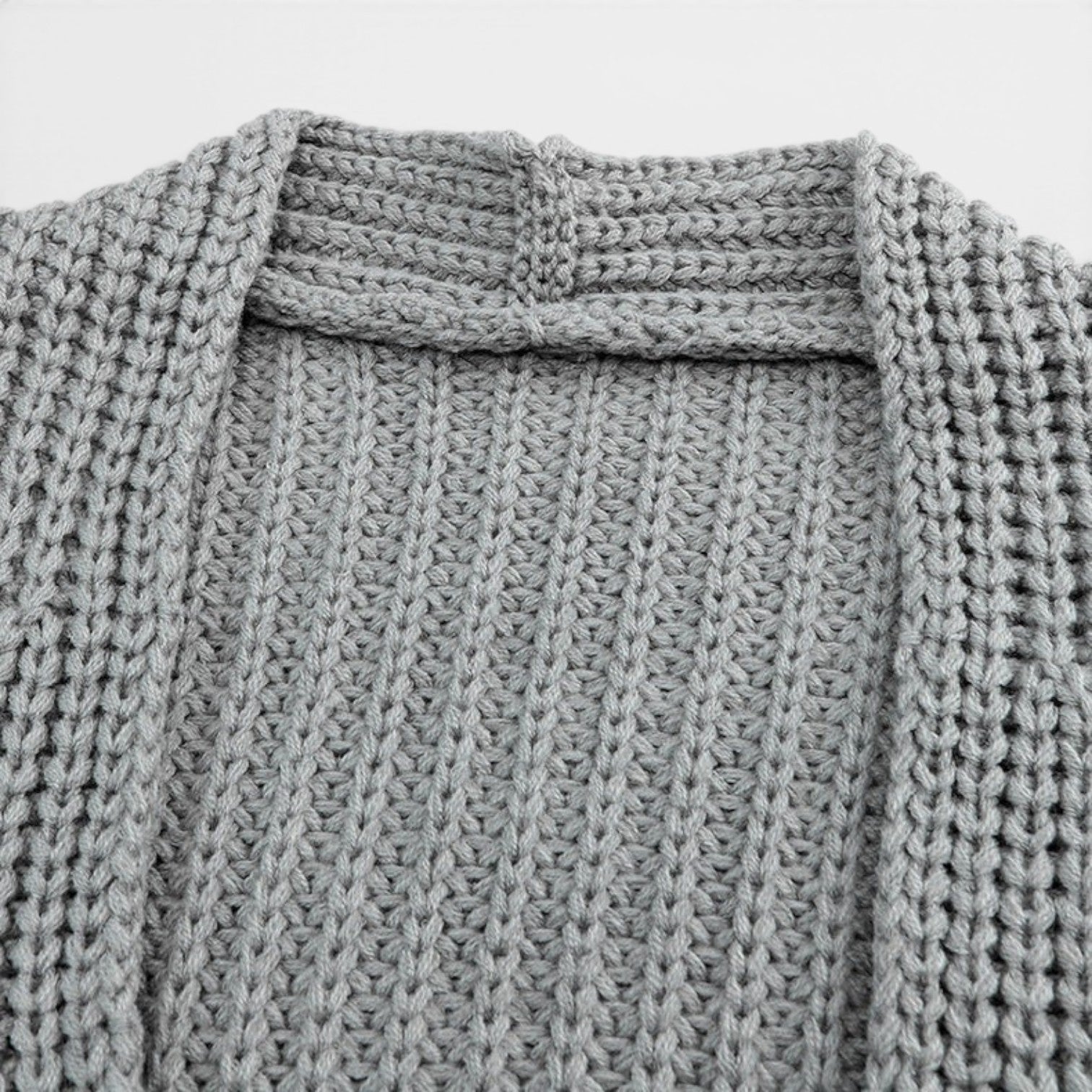 Allzom cinzento malha longa cardigã com design de blocos de cores, ideal para o outono/inverno.