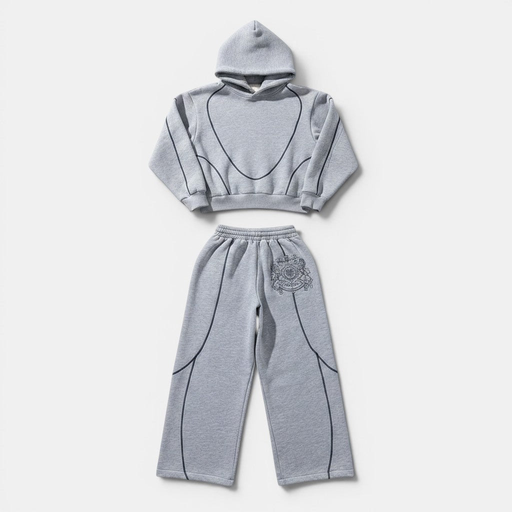 Conjunto Allzom de camisola com capuz cinza mescla e calças desportivas com costura contrastante e emblema bordado.
