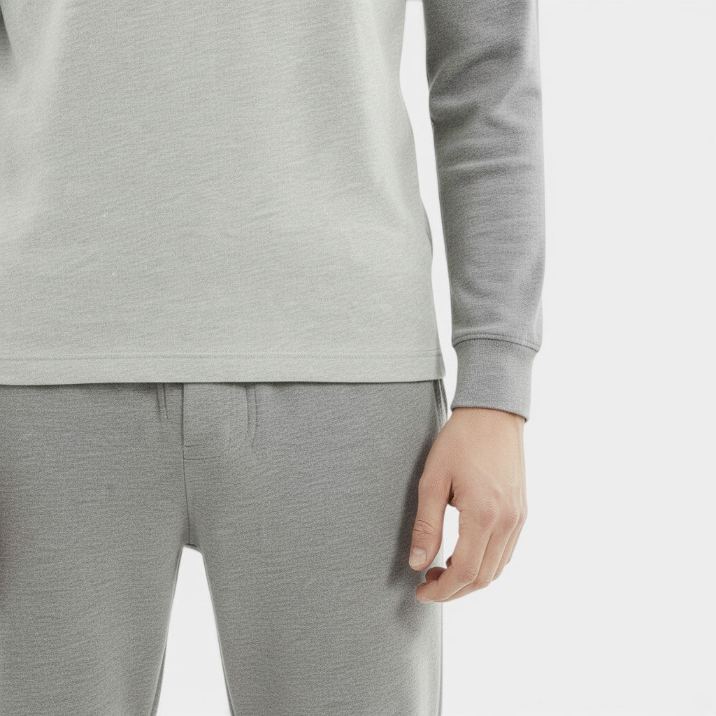 Allzom Men's 100% cotton antibacterial thermal underwear set in light grey. Long sleeve top and trousers.