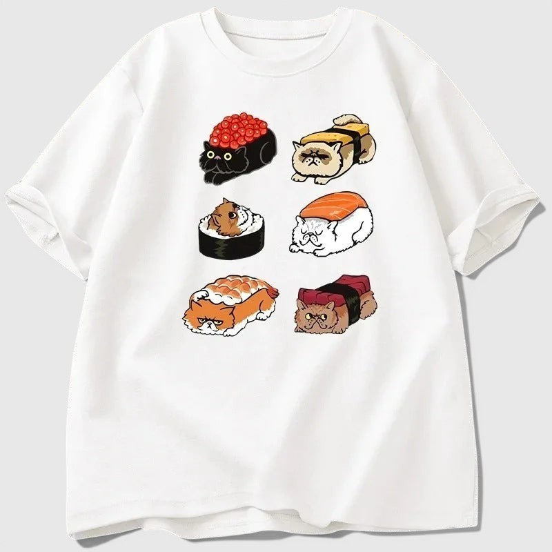T-shirt branca de algodão Allzom com estampa kawaii de gatos em formato de sushi, manga curta e corte largo.