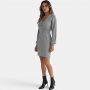 Vestido de malha cinzento Allzom com decote em V, botões e mangas compridas em malha de cabos.