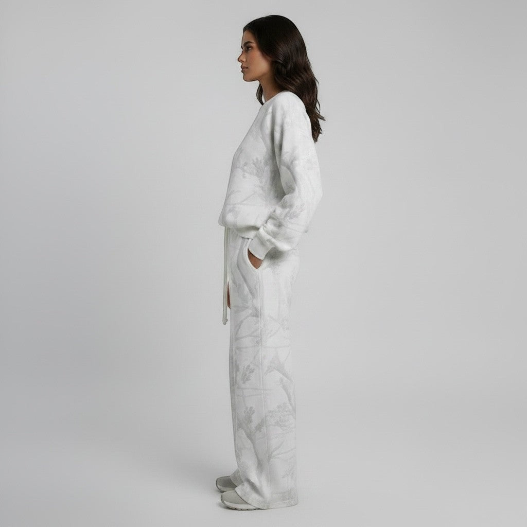 Allzom women's white camouflage maple leaf print sweatshirt and wide-leg pants sports suit.