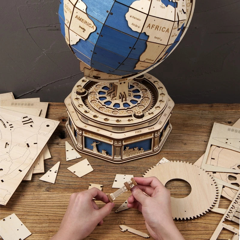 Robotime ROKR The Globe (567pcs) 3D Wooden Puzzle